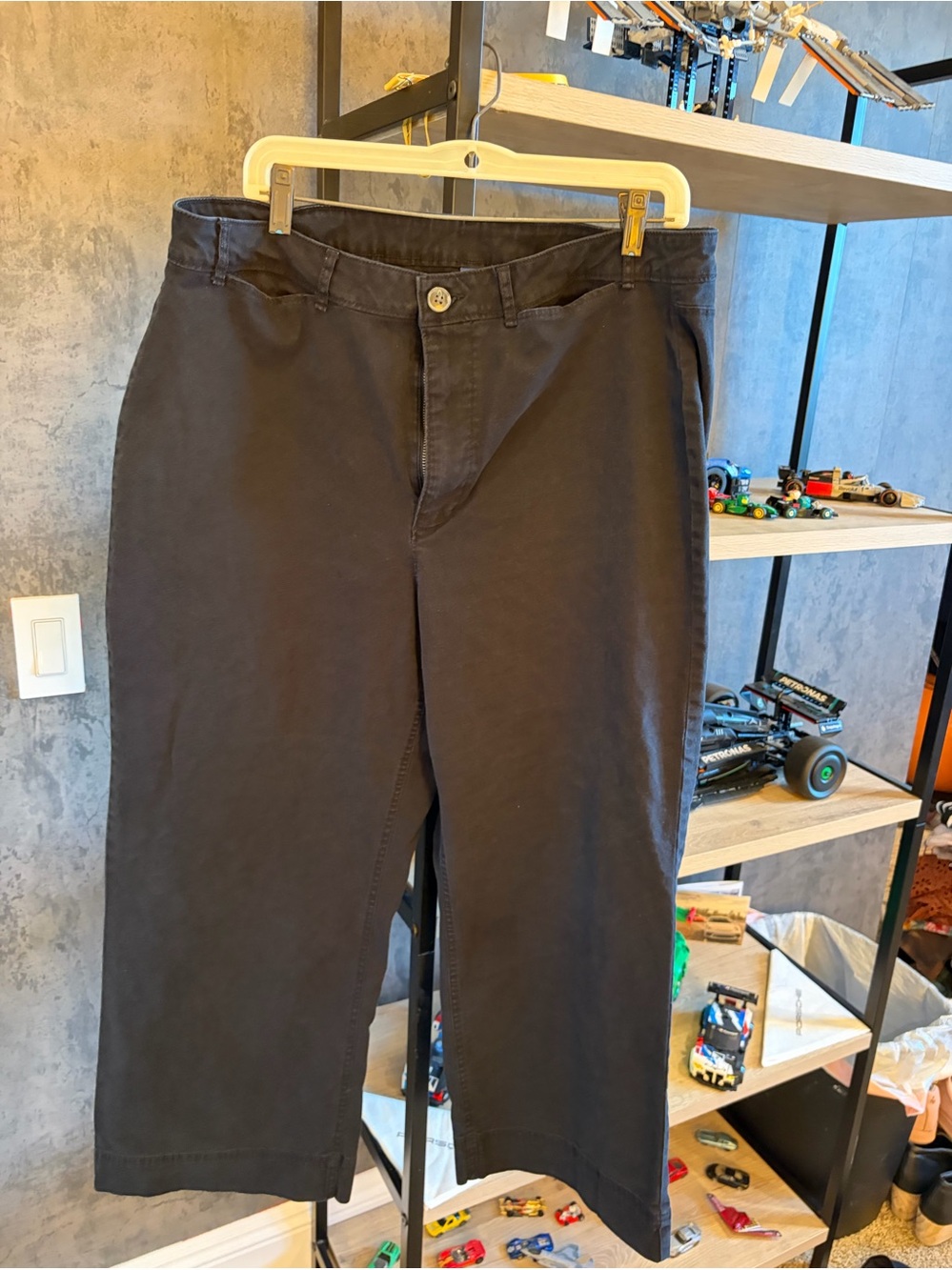 Old Navy womenโs black high rise wide legged